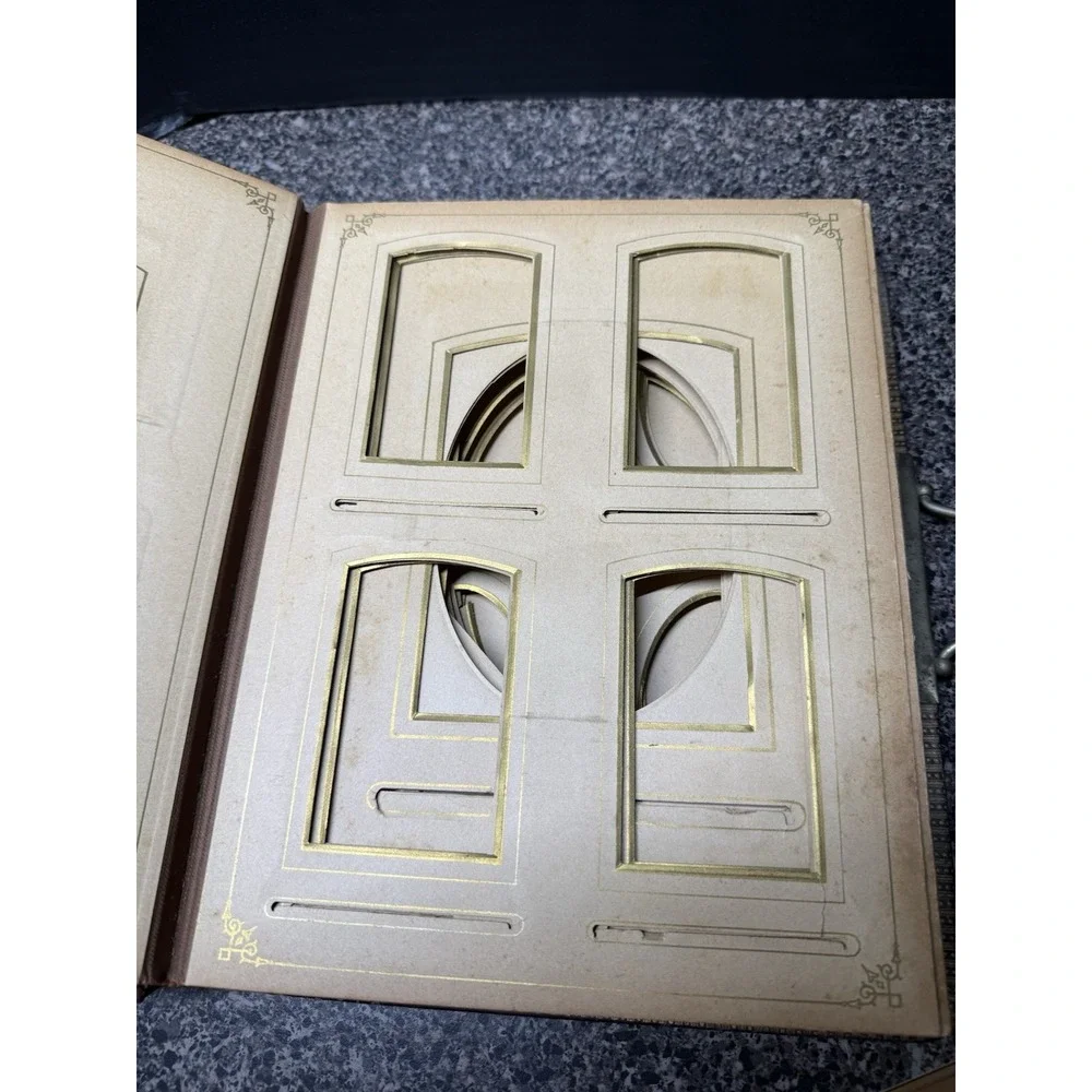 Antique Victorian Leather Photo Album Cabinet Card CDV Brass Clasp 11